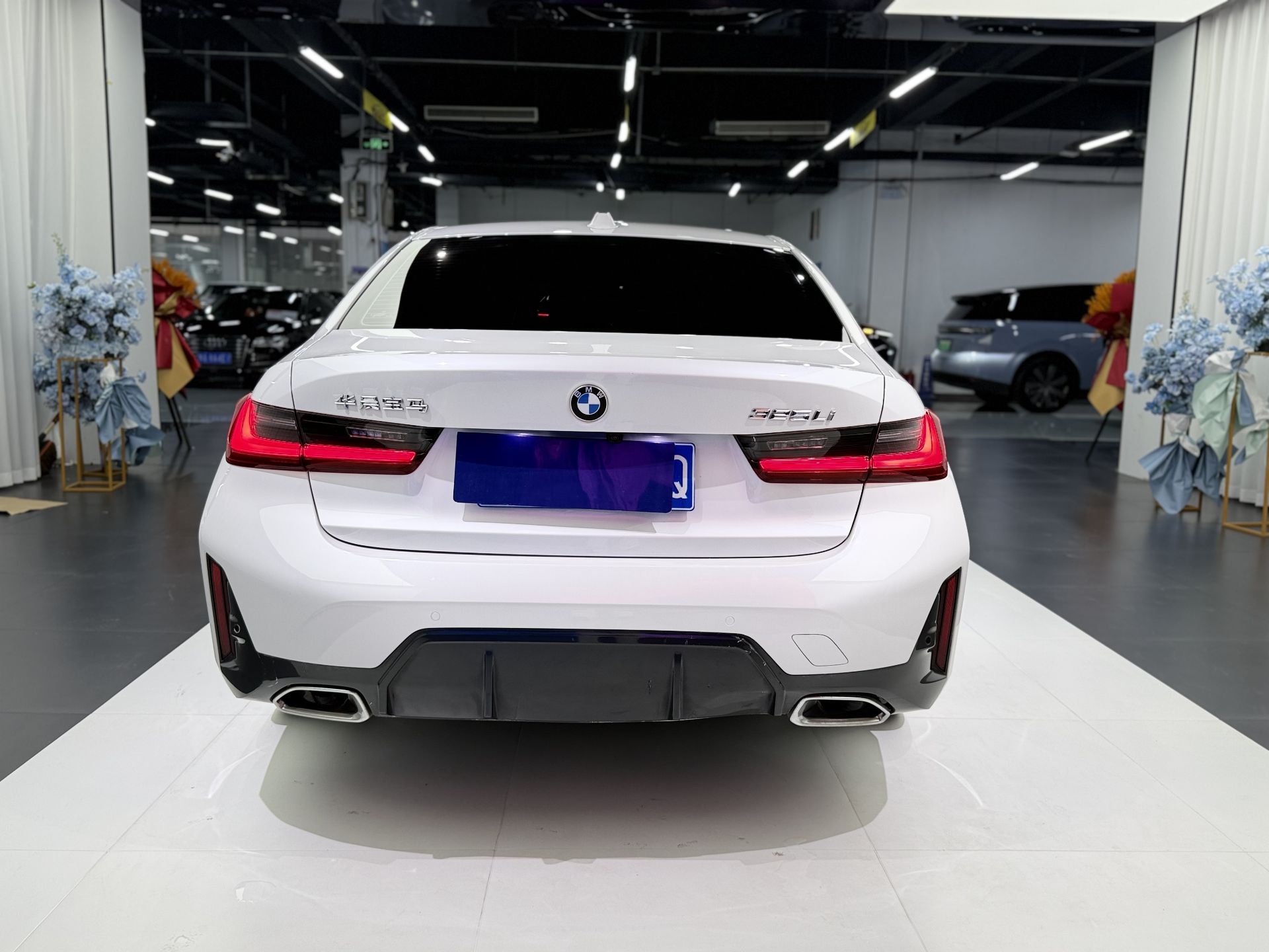BMW 3 Series 2023 #8 BMW 3 Series 2023 imagem de carro #8