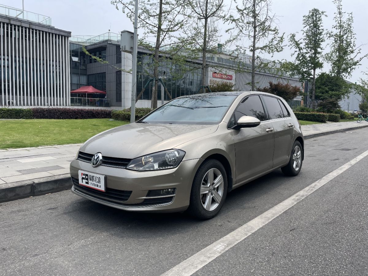 Volkswagen Golf 2016 Volkswagen Golf 2016 car image