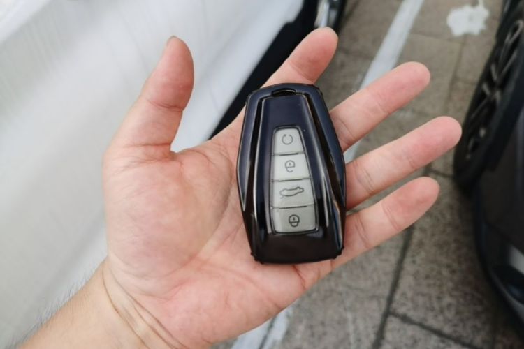 GEELY Coolray 2020 #9 GEELY Coolray 2020 car image #9
