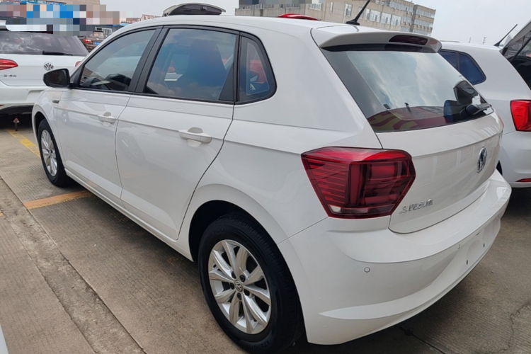 Volkswagen Polo 2020 car image #5