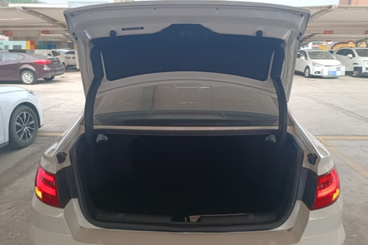 GEELY Emgrand GL 2017 car image #19