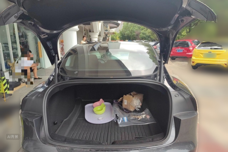 Tesla Model 3 2024 car image #21