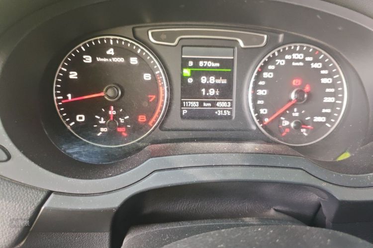 Audi Q3 2015 immagine di auto #14