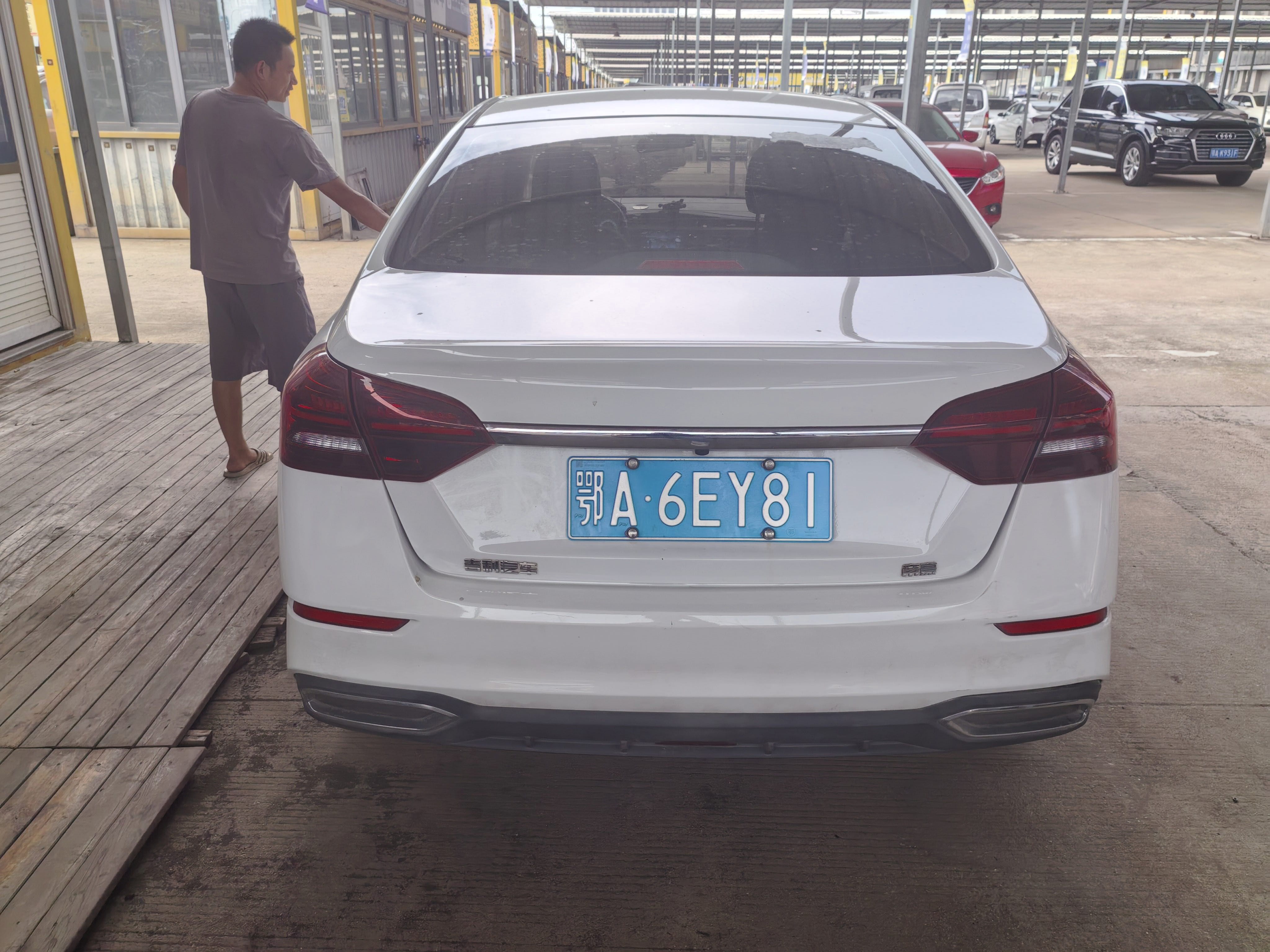 GEELY Emgrand 2022 car image #21