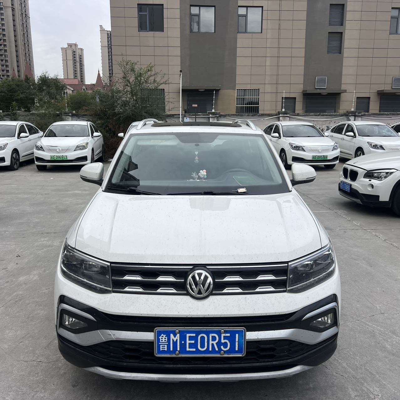 Volkswagen T-Cross 2020 Volkswagen T-Cross 2020 car image