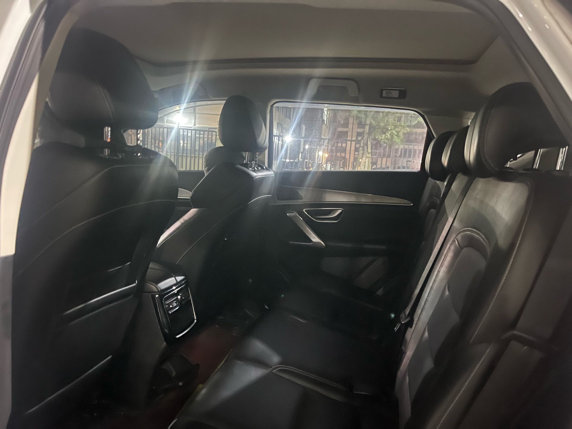 Jetour X70 PLUS 2022 immagine di auto #6