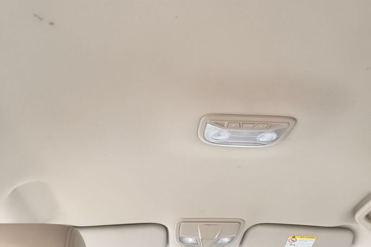 GEELY Emgrand 2017 car image #20