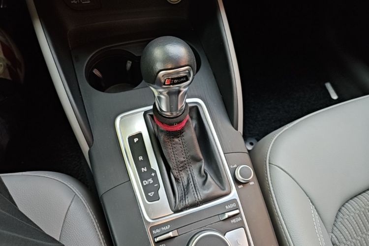 Audi A3 2019 immagine di auto #14