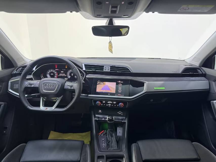 Audi Q3 Sportback 2021 car image #9