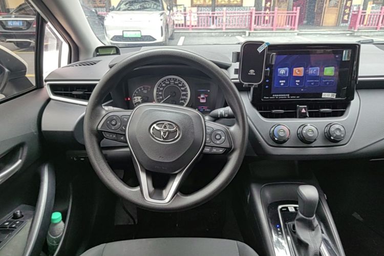 Toyota Corolla 2026 car image #12