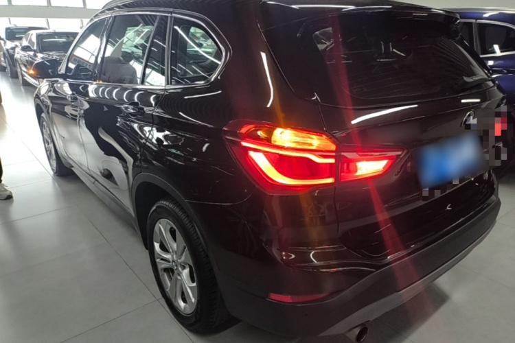 BMW X1 2017 #7 BMW X1 2017 car image #7