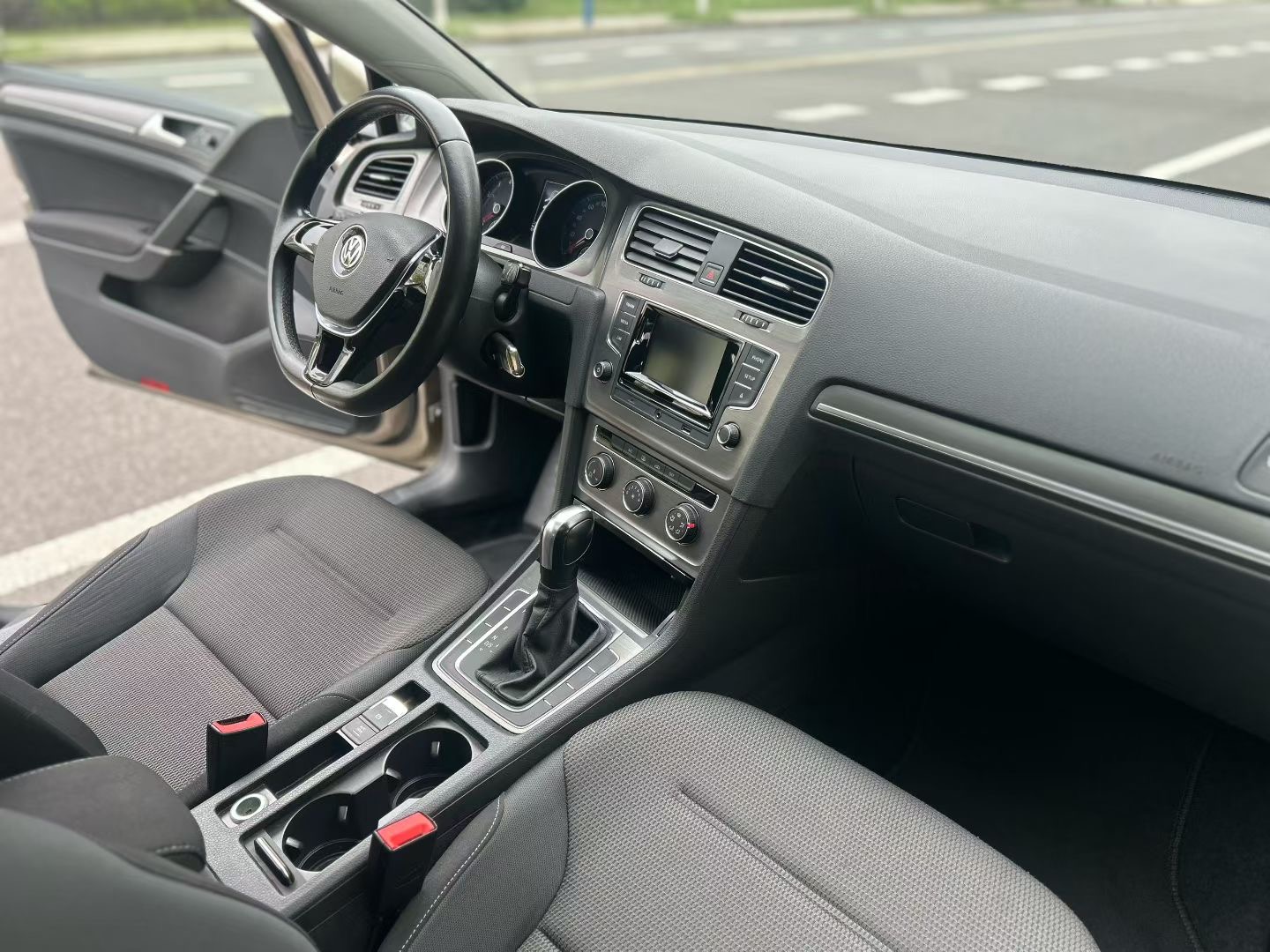 Volkswagen Golf 2016 #10 Volkswagen Golf 2016 car image #10