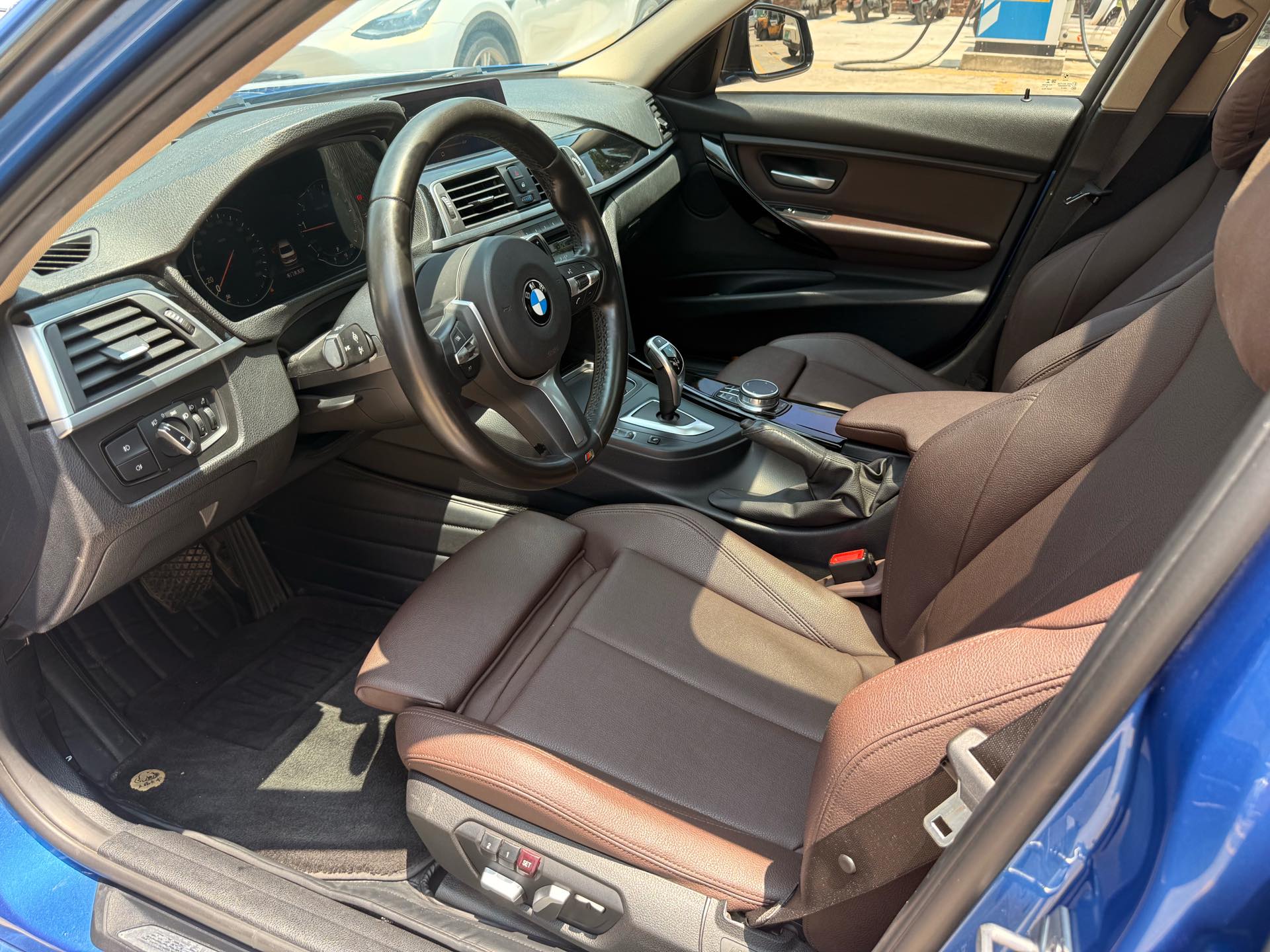 BMW 3 Series 2019 #4 BMW 3 Series 2019 imagen de coche #4