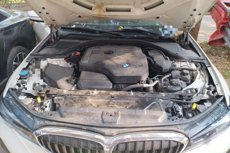 BMW 3 Series 2020 car image #22