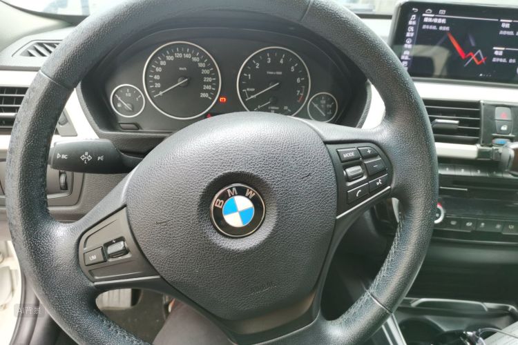 BMW 3 Series 2015 #13 BMW 3 Series 2015 car image #13