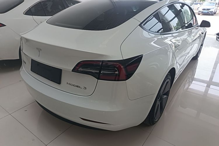 Tesla Model 3 2023 car image #5
