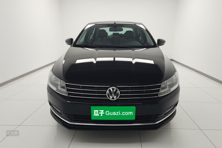 Volkswagen Lavida 2018 car image #3