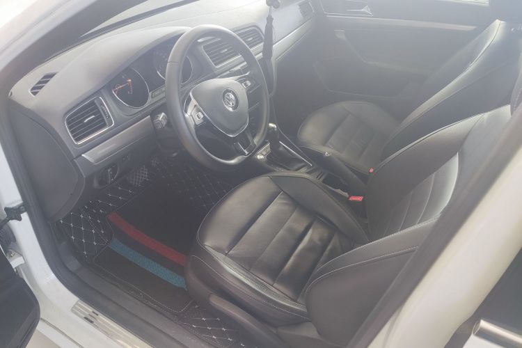 Volkswagen Lavida 2020 car image #12