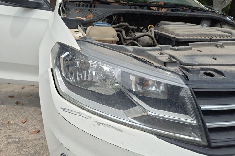 Volkswagen Santana 2016 car image #8