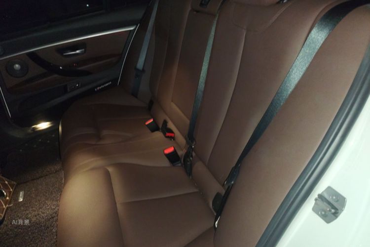 BMW 3 Series 2018 #19 BMW 3 Series 2018 car image #19