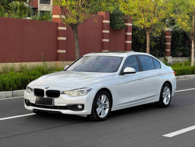 BMW 3 Series 2015 BMW 3 Series 2015 immagine di auto
