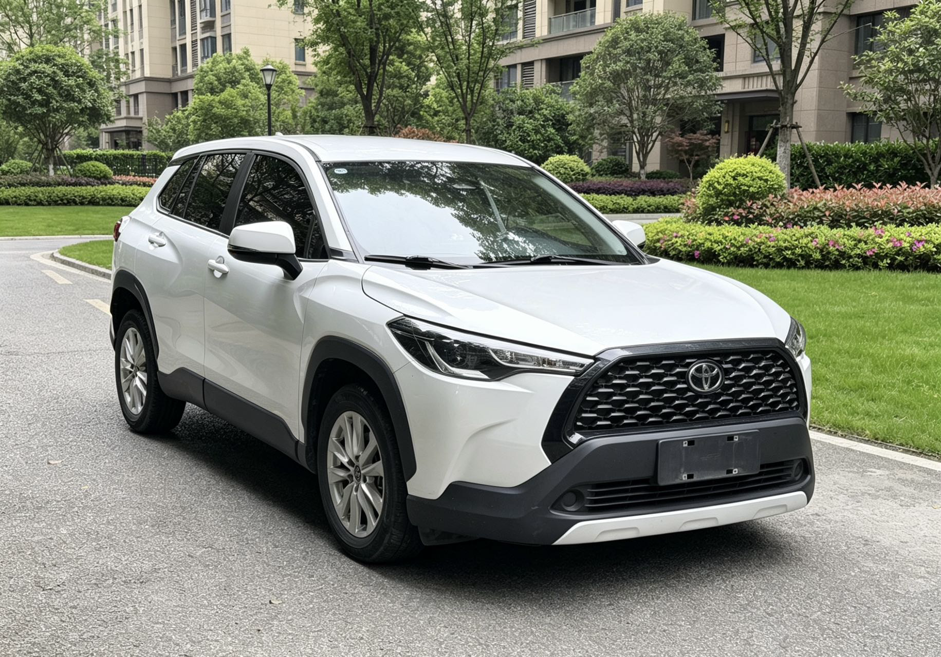 Toyota Corolla Cross 2023 immagine di auto #3