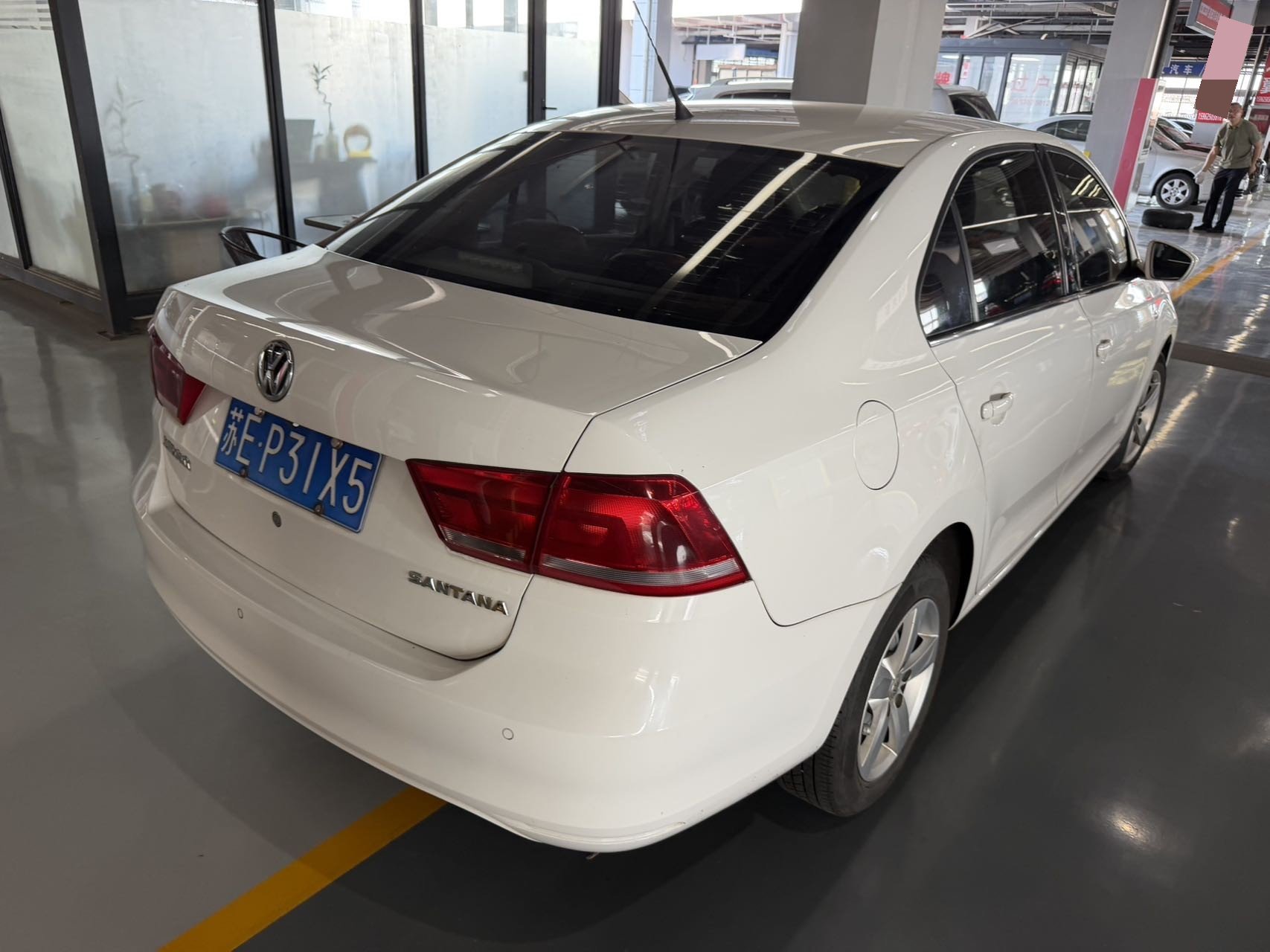 Volkswagen Santana 2014 car image #4
