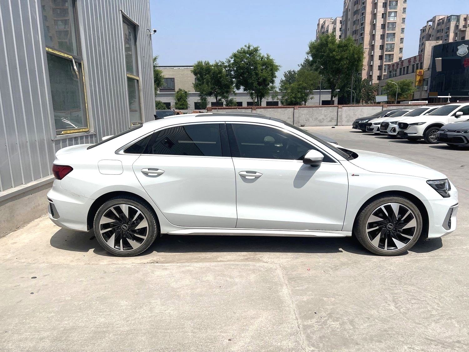2023 car image #2