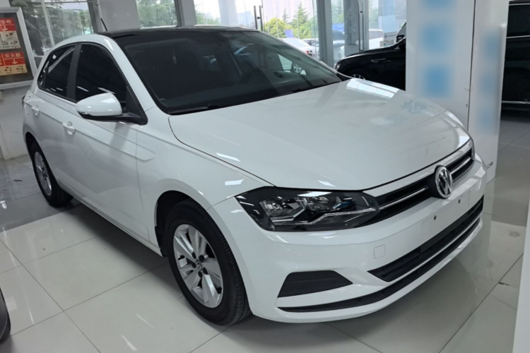 Volkswagen Polo 2020 car image #4