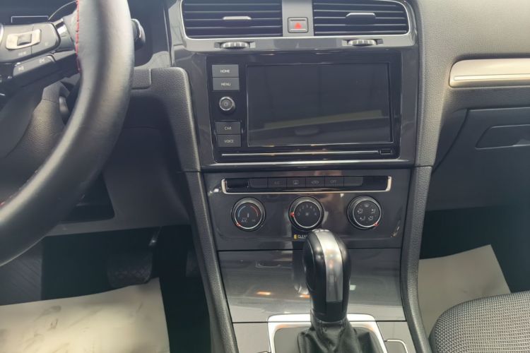 Volkswagen Golf 2019 #13 Volkswagen Golf 2019 car image #13