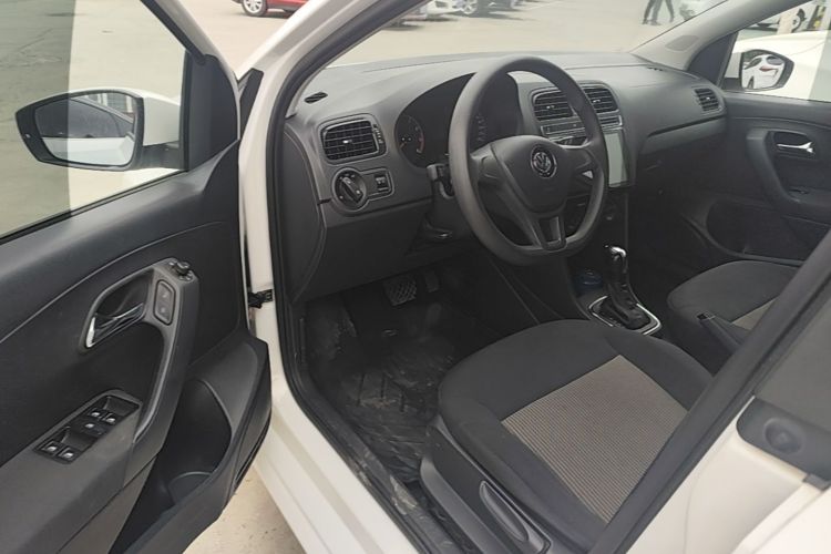 Volkswagen Polo 2019 #16 Volkswagen Polo 2019 car image #16