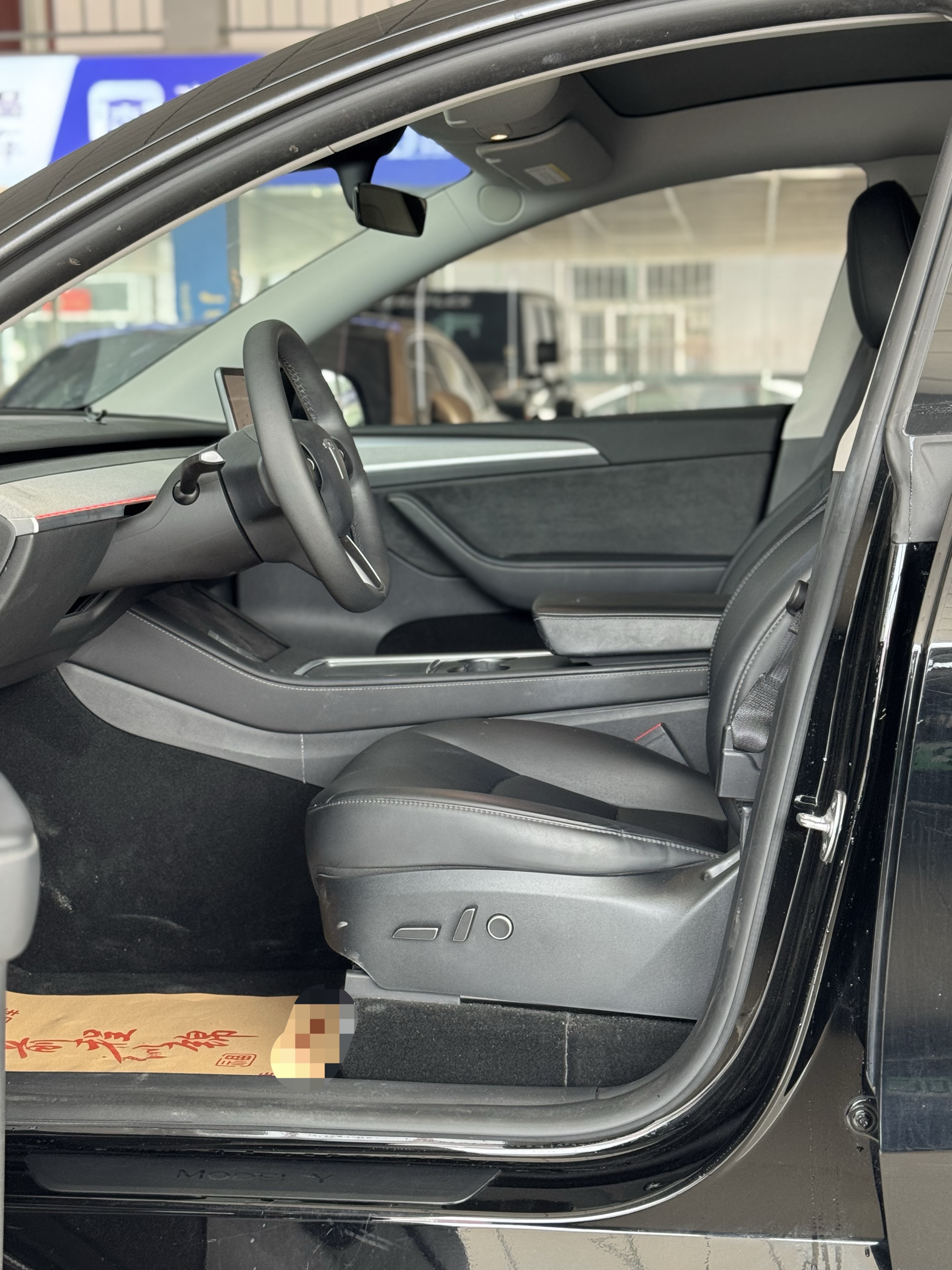 Tesla Model Y 2024 #5 Tesla Model Y 2024 car image #5