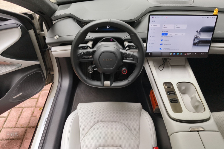 MI SU7 2024 car image #12