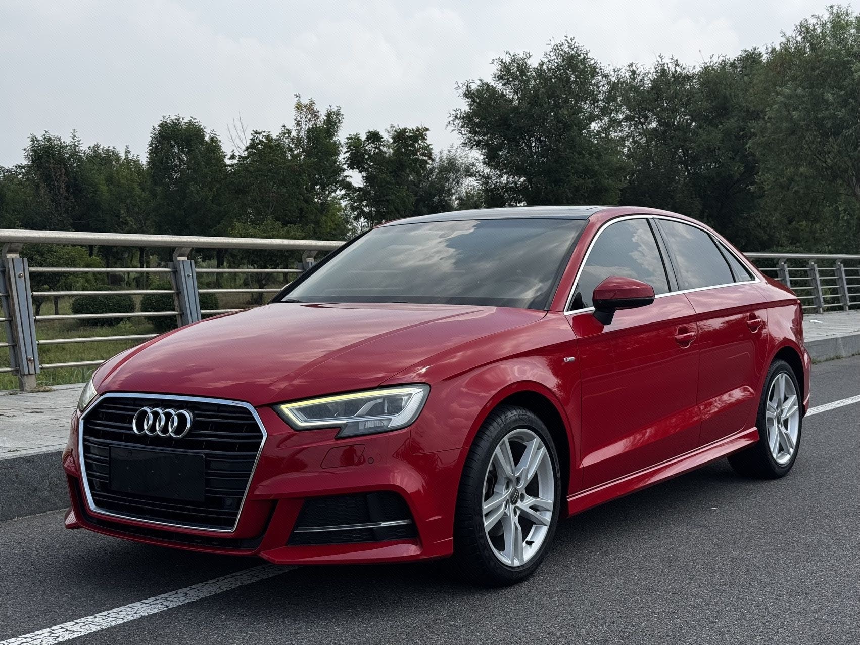 2018 2018 car image