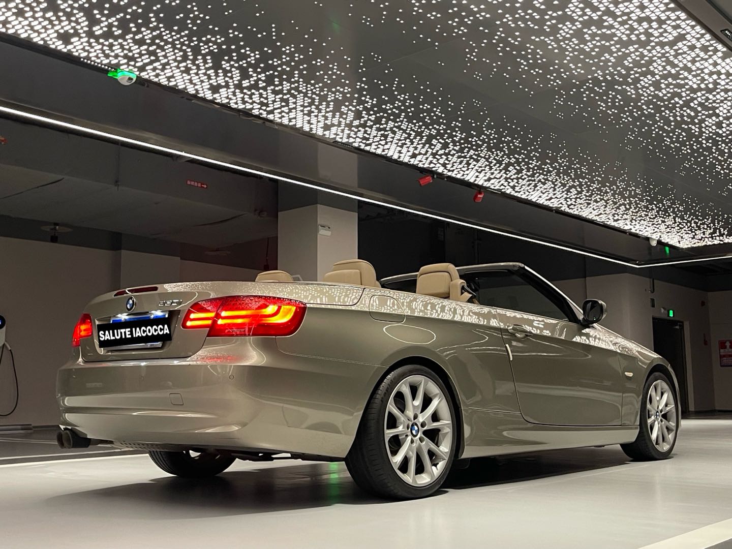 BMW 3 Series (Imported) 2012 car image #7