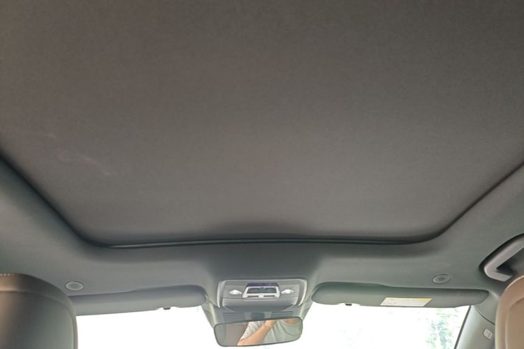 BYD Han 2023 immagine di auto #18