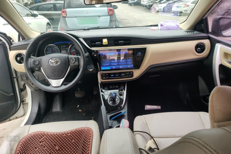 Toyota Corolla 2018 #11 Toyota Corolla 2018 car image #11