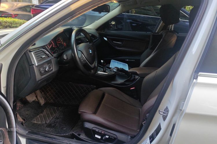 BMW 3 Series 2019 #17 BMW 3 Series 2019 car image #17