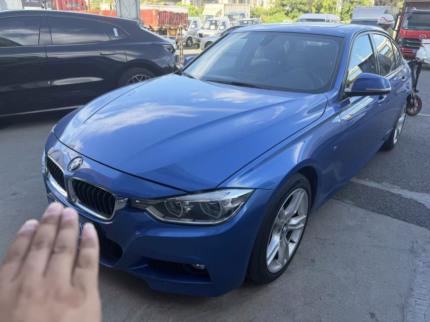 BMW 3 Series 2018 car image 