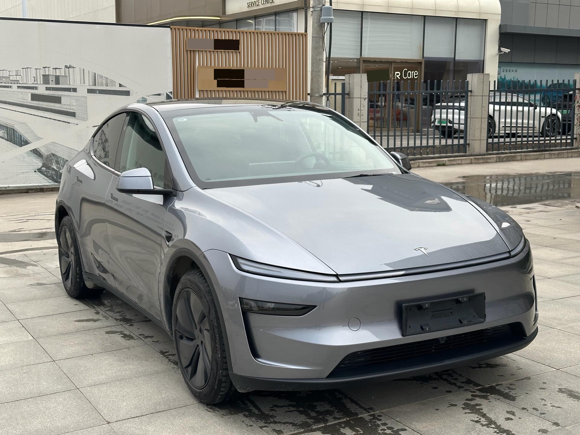 特斯拉 Model Y 2025 汽车图片 #3