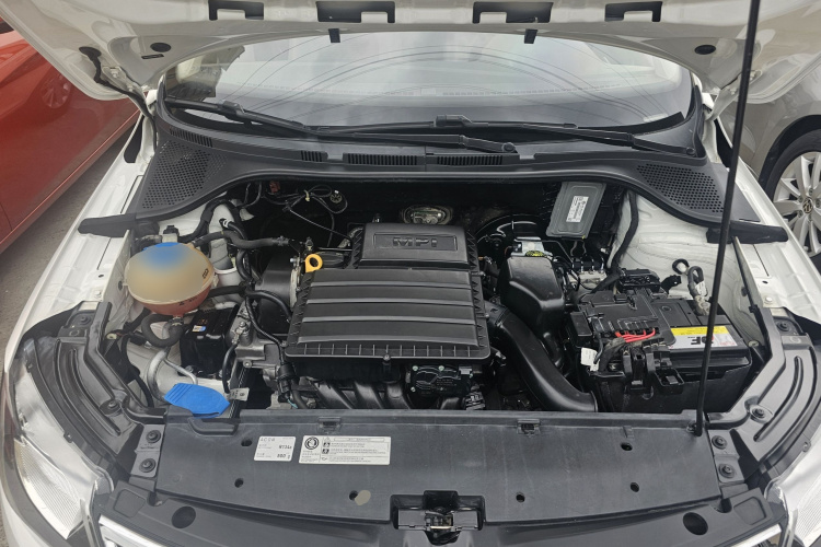 Skoda Rapid 2017 #22 Skoda Rapid 2017 car image #22