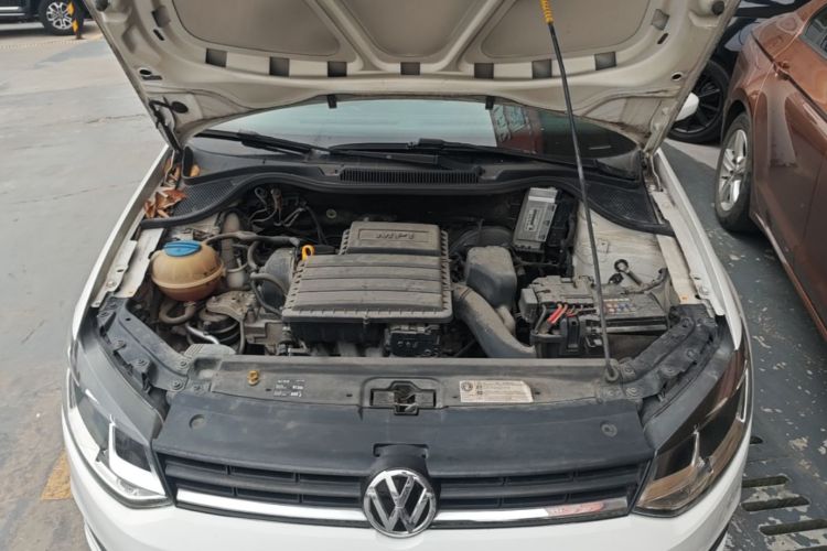 Volkswagen Polo 2015 #20 Volkswagen Polo 2015 car image #20