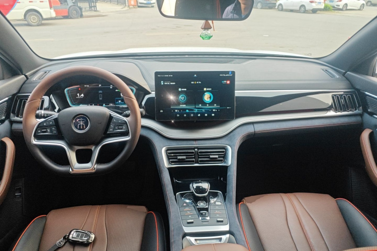 BYD Song Plus 2023 car image #11