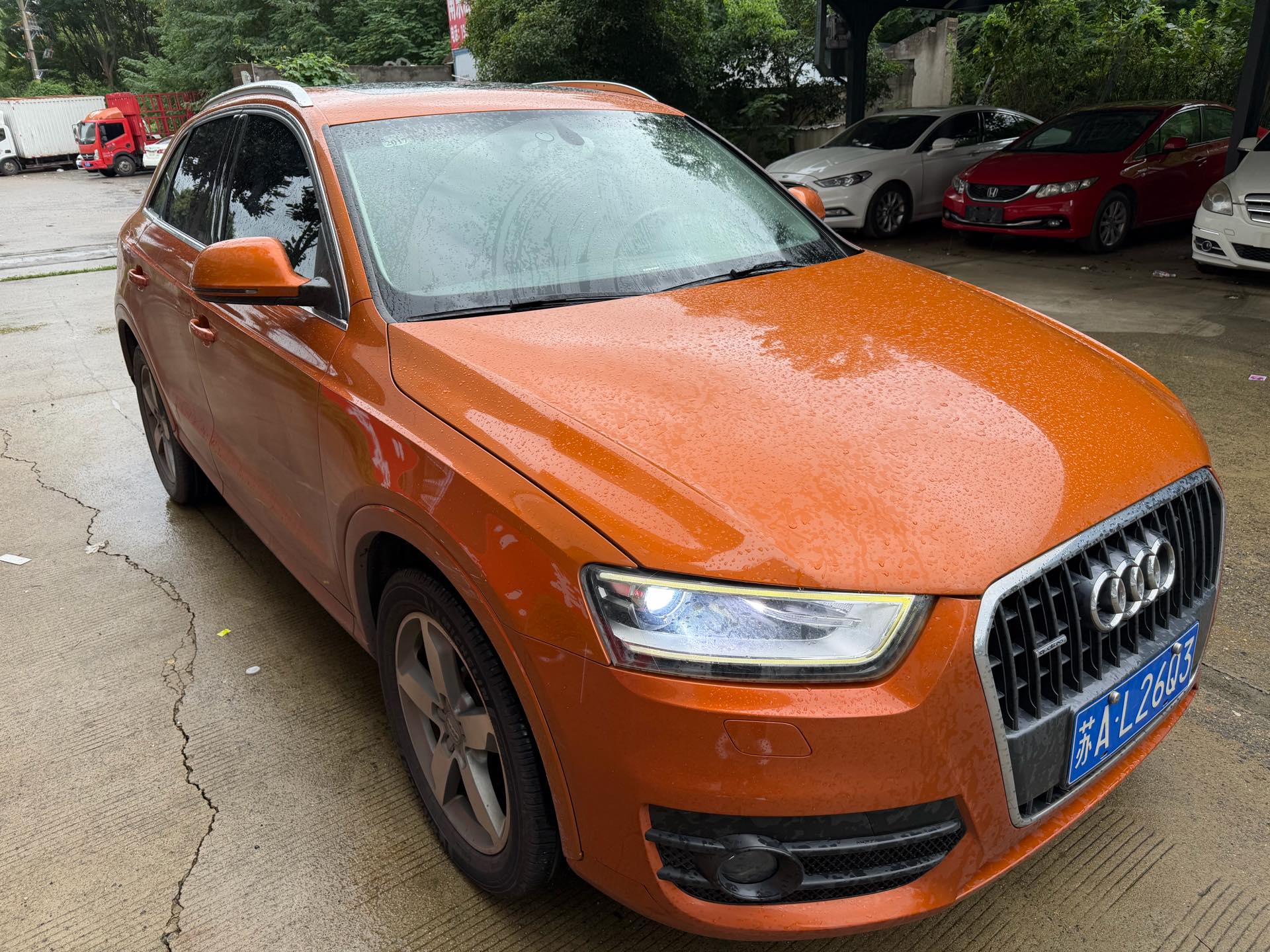 Audi Q3 2020 car image #3