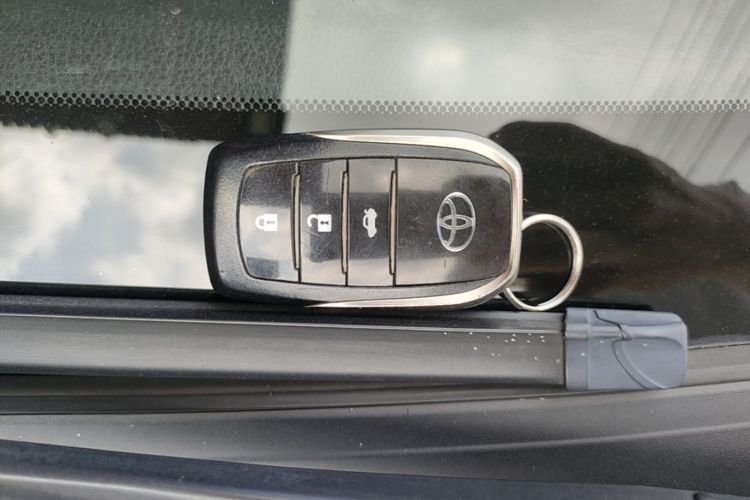 Toyota Corolla 2019 #14 Toyota Corolla 2019 car image #14