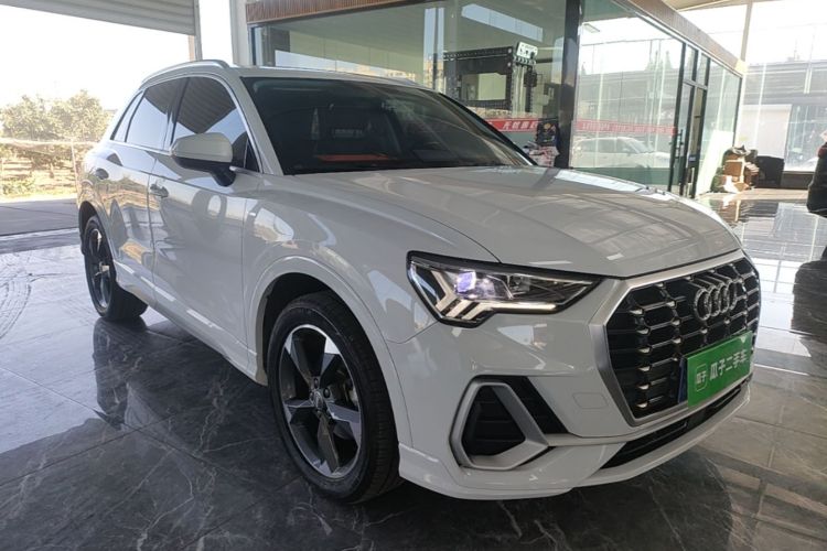 Audi Q3 2021 #4 Audi Q3 2021 car image #4