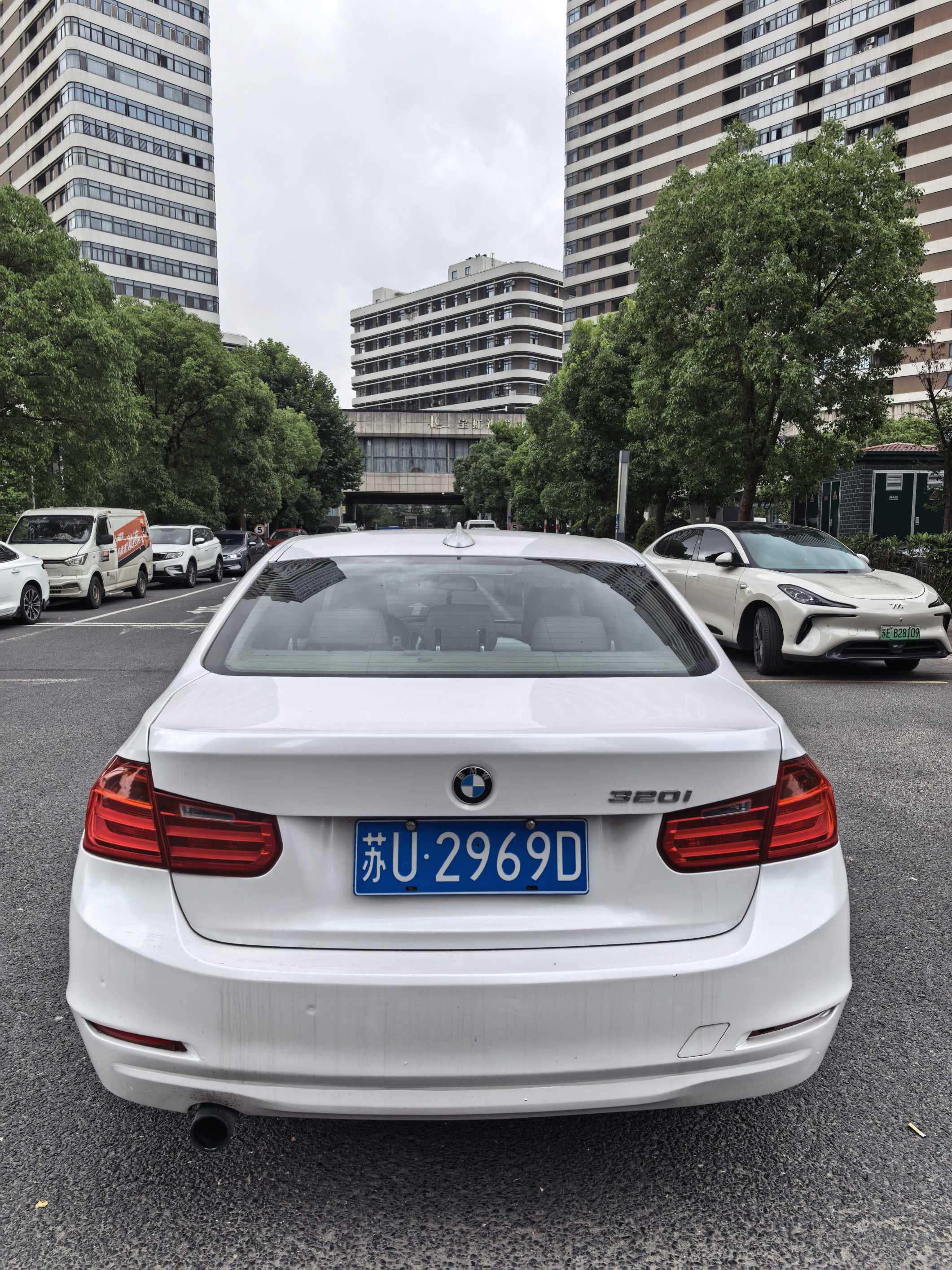 BMW 3 Series (Imported) 2013 #3 BMW 3 Series (Imported) 2013 car image #3