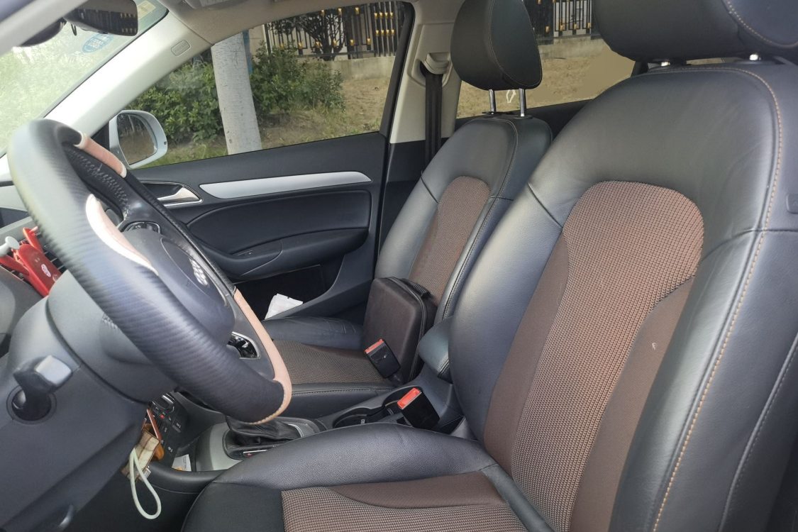 Audi Q3 2018 #18 Audi Q3 2018 car image #18