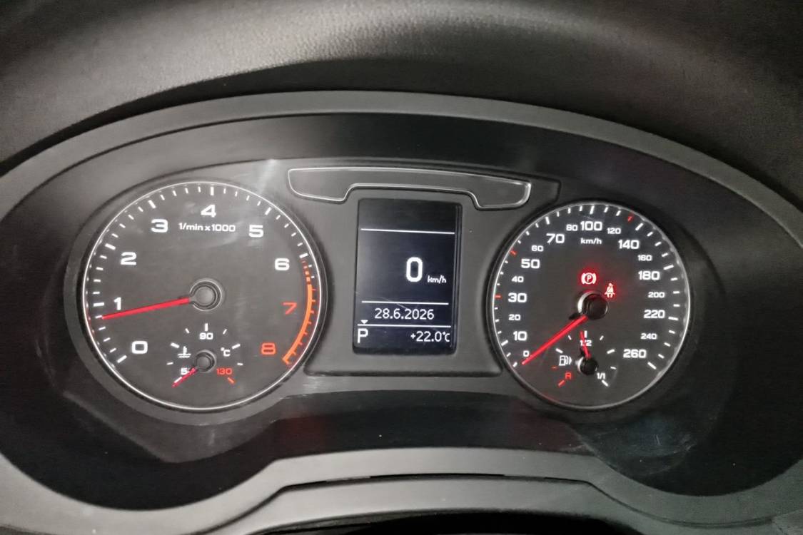 Audi Q3 2017 #26 Audi Q3 2017 car image #26