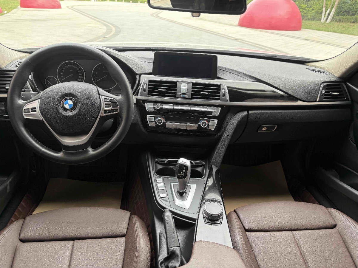 BMW 3 Series 2019 #6 BMW 3 Series 2019 immagine di auto #6